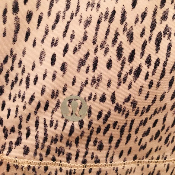 Lululemon Pink Dot 2 in one built in bra Racerback Tank Top size 6 - Picture 8 of 8